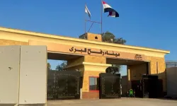 Refah Sınır Kapısı Açıldı, Yardım Geçişleri Başladı