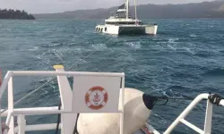 Marmaris’te Kontrolden Çıkan Tekne Ekiplerce Kurtarıldı
