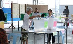 Tayland’da Seçmenler Erken Genel Seçim İçin Sandıkta