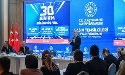 Bakan Uraloğlu: Hürmüz’de 14 Türk Gemisi Bekliyor