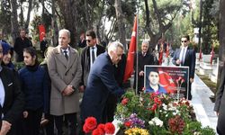 İzmir'de Çanakkale Destanının 111. Yılı Anıldı