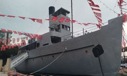 Nusret Mayın Gemisi Ziyaretçilerini Ağırlıyor