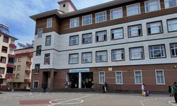 Okulda Sprey Gazı Zehirlenmesi: 6 Öğrenci Hastaneye Kaldırıldı