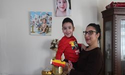 DMD Ve Otizm Teşhisli Aren'in Annesi: Onu Doktor Görmek İstiyorum