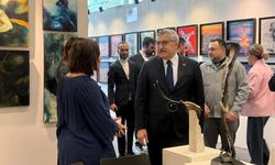 Sanatın Kalbi Başkentte Atıyor: AK Parti'li Yayman Fuarı Gezdi