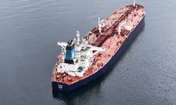 Saldırıya Uğrayan Tanker Türkeli Demirleme Sahası'na Çekildi