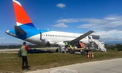 Antalya Havalimanı’nda Sabıkalı Uçak Sökülüyor