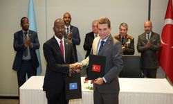 Türk Balıkçı Gemisi Ergun Reis A Somali'de Lisans Aldı