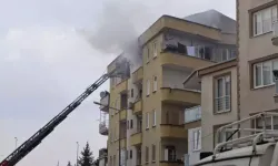 Bursa'da Korkutan Yangın: Ocakta Unutulan Yemek Evi Yaktı