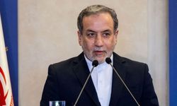 İran Dışişleri Bakanı: Hürmüz Boğazı'nı Kapatmadık