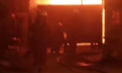 Adana’daki Mobilya Atölyesinde Yangın Meydana Geldi