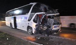 Amasya’da Yolcu Otobüsü TIR’a Çarptı: 11 Kişi Yaralandı