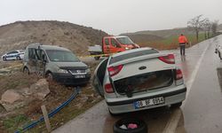 Ankara’da Trafik Kazası: 1 Kişi Öldü, 5 Yaralı