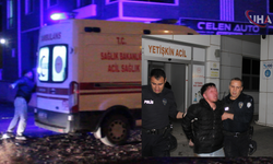 Annesinin Erkek Arkadaşını Bıçakladı: Dehşet Anları Kamerada