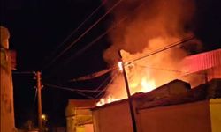 Babaanne Ve Dedenin Öldüğü Yangında Torun Ve Eşi Gözaltında