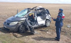 Babasından İzinsiz Aldığı Otomobil İle TIR’a Çarptı: 1 Ölü, 3 Yaralı