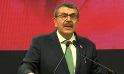 Yusuf Tekin: İstiklal Marşı Geleceğe Yön Veren Bir Çağrıdır