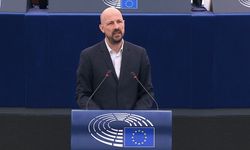 AP Üyesi Botenga: Bombalar Asla Demokrasi Getirmez