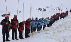 228 Kişilik Ekip Bitlis’te Çığ Tatbikatına Katıldı