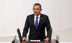 Özgür Özel'den Hükümete Çağrı: Akaryakıtta KDV'yi %1'e İndirin