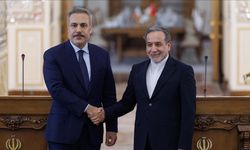 Bakan Fidan, İran Dışişleri Bakanı Arakçi İle Görüştü