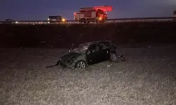 Kütahya’da Bariyerleri Aşan Otomobilin Sürücüsü Hayatını Kaybetti