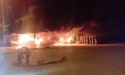 Çorum’da Kundaklanan Lastikçi Alevlere Teslim Oldu