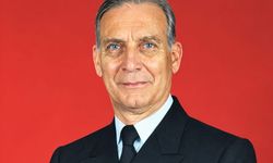 Deniz Harp Uzmanı Emekli Amiral İrfan Tınaz Hayatını Kaybetti