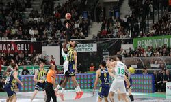 Bursaspor 89-83 Fenerbahçe Beko