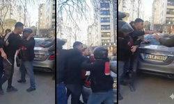 Kamyonet Şoförüne Demir Çubuklu Saldırı Kamerada