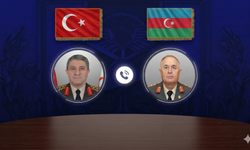 Selçuk Bayraktaroğlu ve Azerbaycanlı Mevkidaşı Telefonda Görüştü