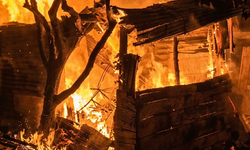 Alevlere Teslim Olan Baraka Kül Oldu