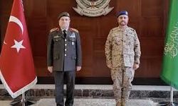 Genelkurmay Başkanı Bayraktaroğlu Suudi Mevkidaşıyla Buluştu
