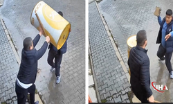 4 Şüpheli İle İşletmecinin Sopalı Kavgası Kamerada