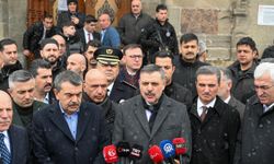 İçişleri Bakanı Mustafa Çiftçi ve Bakan Yusuf Tekin Bayram Namazını Erzurum’da Kıldı