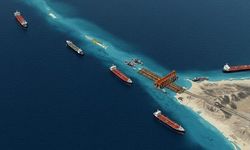 İran, Stratejik Hürmüz Boğazı’nı Kapattı