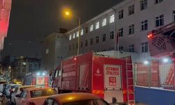 Bağcılar'daki İlkokulda Çıkan Yangın Kontrol Altına Alındı: