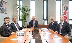 Bakan Ersoy'dan Turizmi Güçlendirmek İçin İki Kritik Görüşme