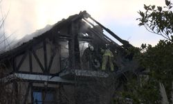 İstanbul Beykoz’da 3 Katlı Villada Çıkan Yangın Söndürüldü