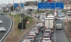 İstanbul Tekirdağ Kara Yolunda Araç Yoğunluğu Yaşanıyor