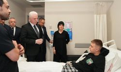 Vali Gül, Çekmeköy’de Yaralanan Öğrenciyi Yalnız Bırakmadı