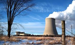 İran Atom Enerjisi Kurumu: Buşehr Nükleer Enerji Santrali Sahasına Füze İsabet Etti