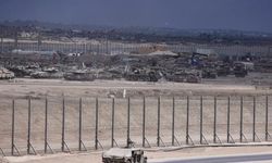 İsrail Gazze’ye Açılan Tüm Kapıları Kapattı