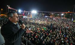 Özgür Özel Pendik’teki Dev Mitingde Halka Seslendi