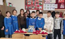 Kazada Ölen Bülent Umut’un Sırasına Çiçek Bırakıldı