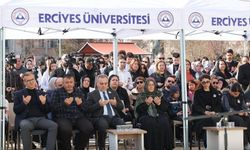 Erciyes Üniversitesi Yasta: Kazada Ölen Yaren İçin Anma Töreni
