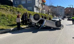 Takla Atan Otomobil Sürücüsü Yaralandı