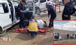 Kafa Kafaya Çarpışan Araçlarda 2'si Ağır 4 Kişi Yaralandı