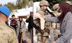 2 Yıldır Mehmetçik İçin Elleriyle Çorap Örüyor