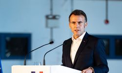 Macron: Paris Ateşkes Görüşmelerine Ev Sahipliği Yapabilir